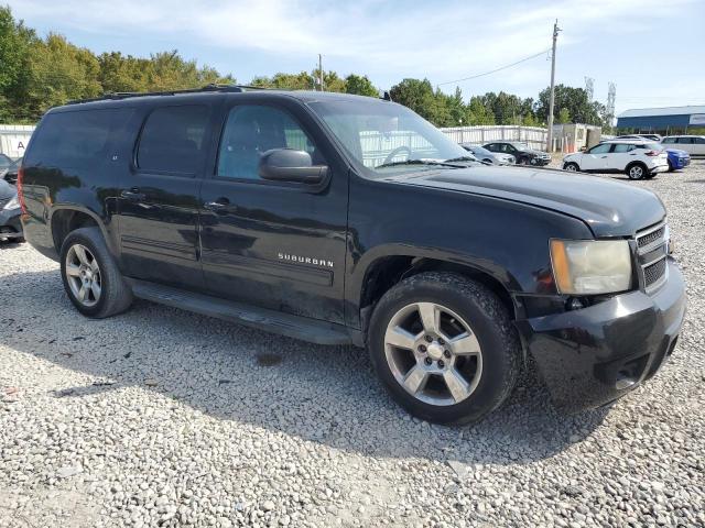 Photo 3 VIN: 1GNSCJE06BR331878 - CHEVROLET SUBURBAN 