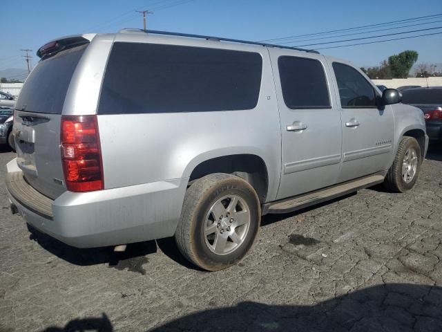 Photo 2 VIN: 1GNSCJE06BR341889 - CHEVROLET SUBURBAN C 