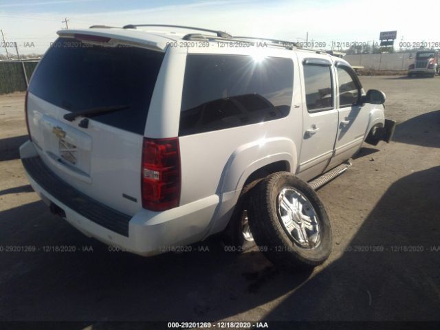 Photo 3 VIN: 1GNSCJE06BR383205 - CHEVROLET SUBURBAN 