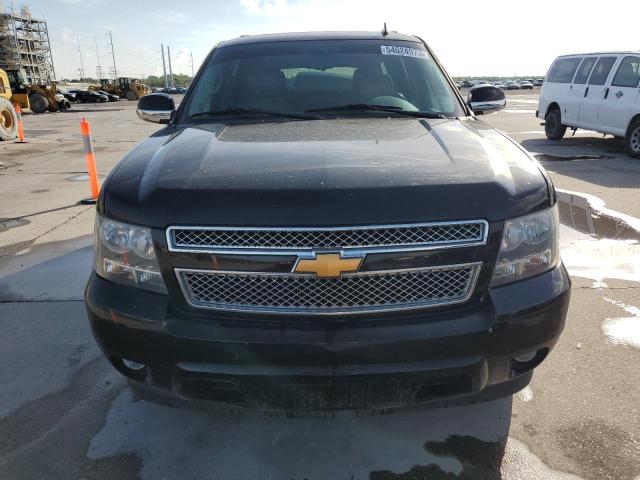 Photo 4 VIN: 1GNSCJE06CR134856 - CHEVROLET SUBURBAN C 