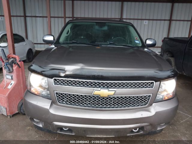 Photo 5 VIN: 1GNSCJE06CR140902 - CHEVROLET SUBURBAN 1500 