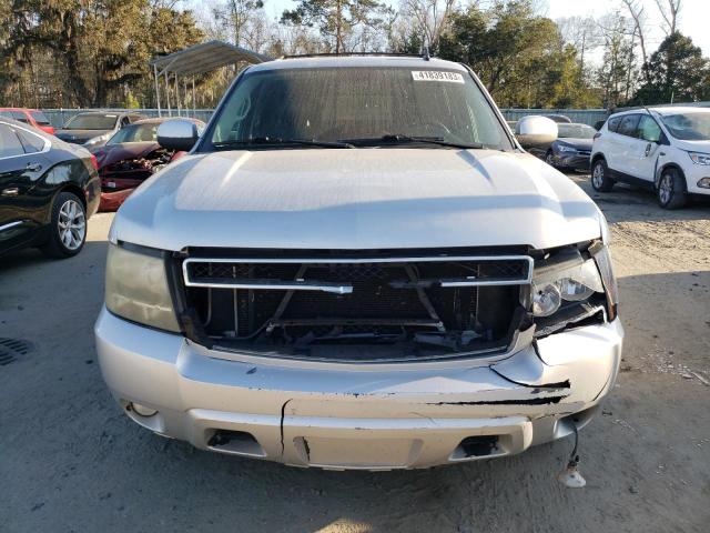 Photo 4 VIN: 1GNSCJE06CR186438 - CHEVROLET SUBURBAN C 