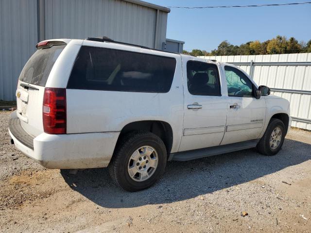 Photo 2 VIN: 1GNSCJE06DR104063 - CHEVROLET SUBURBAN C 