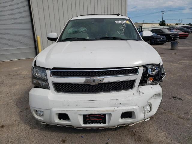 Photo 4 VIN: 1GNSCJE07CR298911 - CHEVROLET SUBURBAN C 