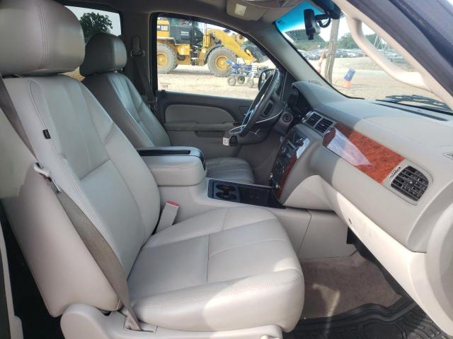 Photo 4 VIN: 1GNSCJE07DR288834 - CHEVROLET SUBURBAN C 