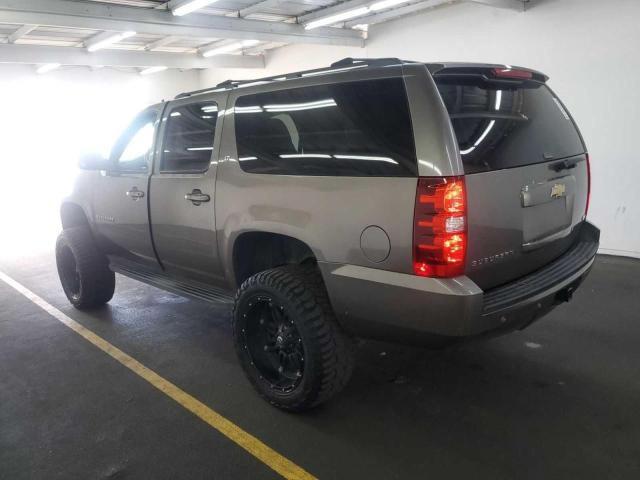 Photo 2 VIN: 1GNSCJE08BR244158 - CHEVROLET SUBURBAN C 