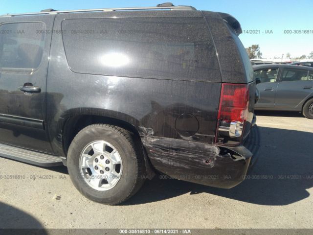 Photo 5 VIN: 1GNSCJE08DR372645 - CHEVROLET SUBURBAN 