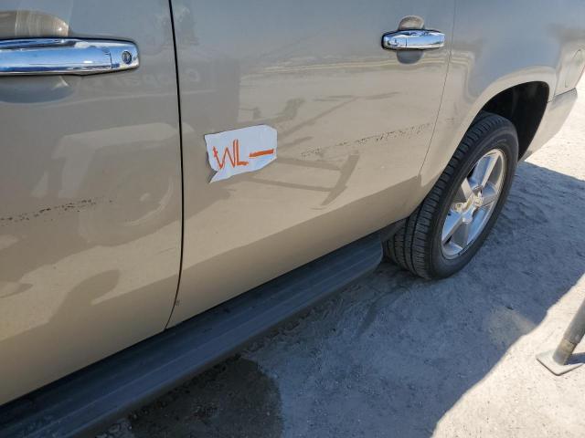 Photo 12 VIN: 1GNSCJE09BR269263 - CHEVROLET SUBURBAN C 