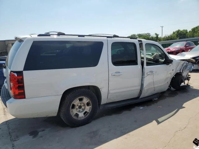 Photo 2 VIN: 1GNSCJE09CR134205 - CHEVROLET SUBURBAN C 