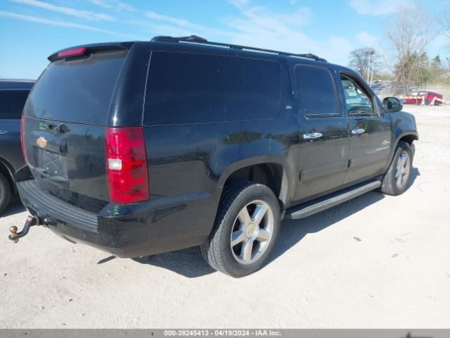 Photo 3 VIN: 1GNSCJE09ER188851 - CHEVROLET SUBURBAN 1500 