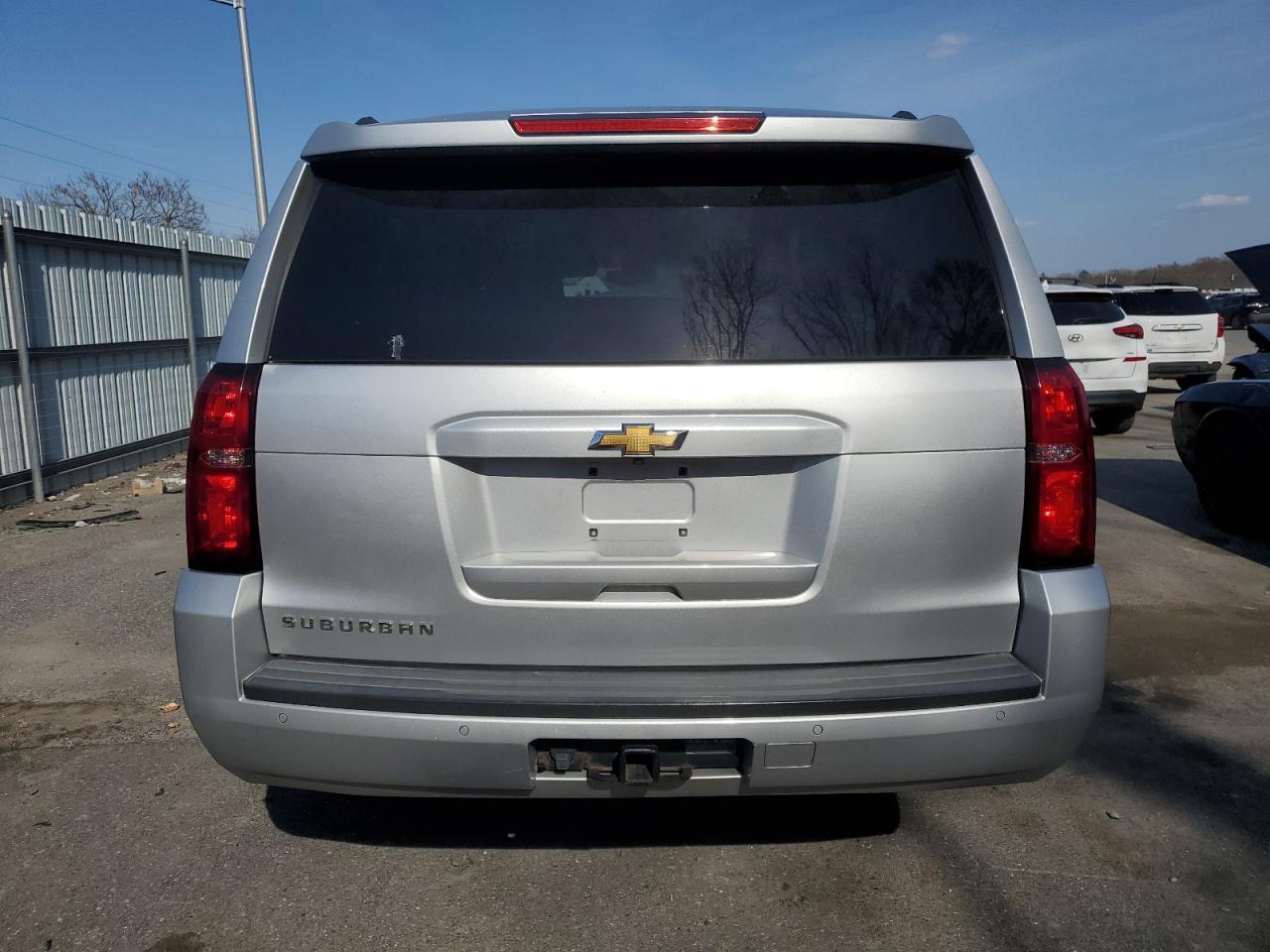 Photo 5 VIN: 1GNSCJKC5FR293256 - CHEVROLET SUBURBAN 