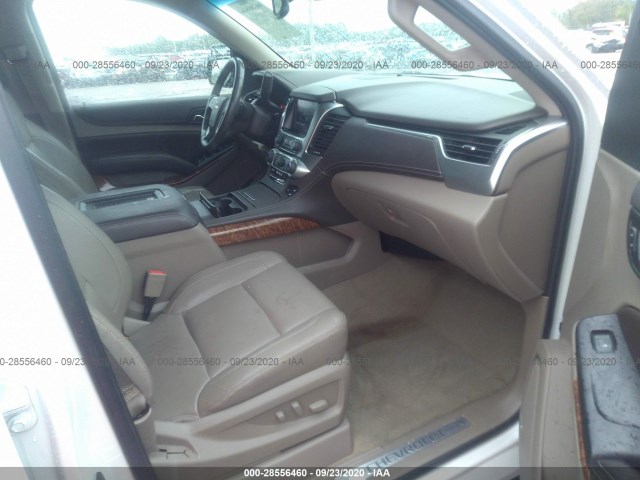 Photo 4 VIN: 1GNSCJKC5GR295154 - CHEVROLET SUBURBAN 