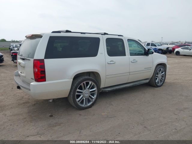 Photo 3 VIN: 1GNSCKE01BR328523 - CHEVROLET SUBURBAN 1500 