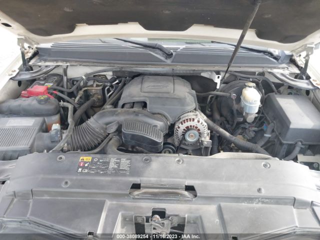 Photo 9 VIN: 1GNSCKE01BR328523 - CHEVROLET SUBURBAN 1500 