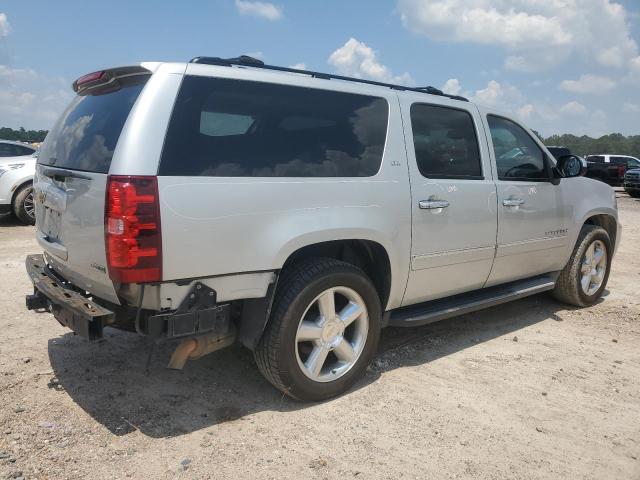 Photo 2 VIN: 1GNSCKE01BR370030 - CHEVROLET SUBURBAN 