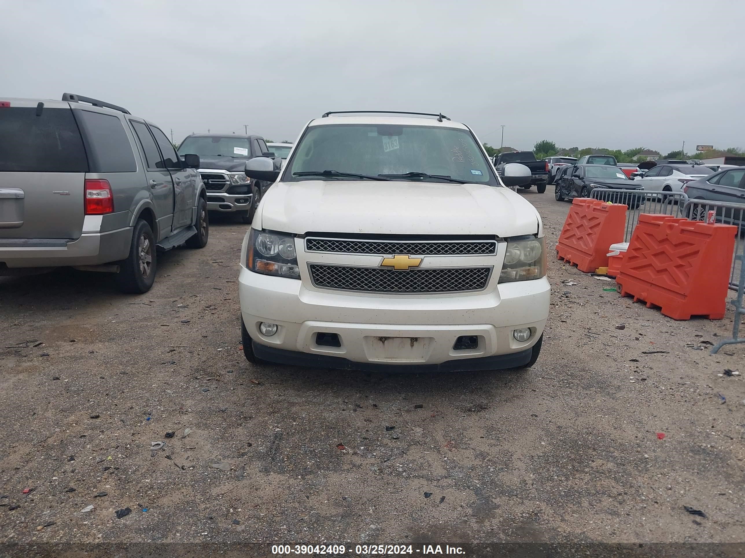 Photo 11 VIN: 1GNSCKE02DR371349 - CHEVROLET EXPRESS 