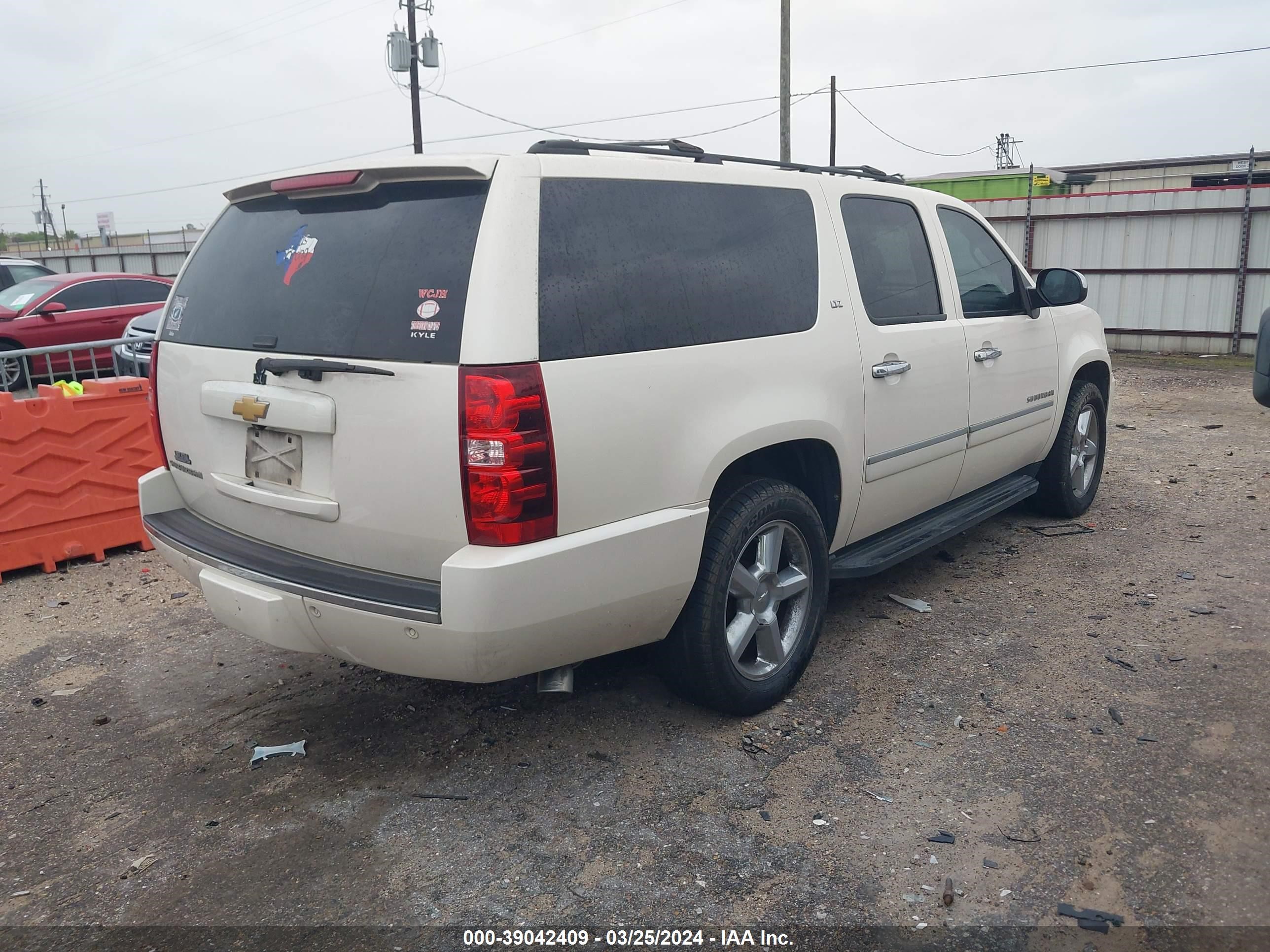 Photo 3 VIN: 1GNSCKE02DR371349 - CHEVROLET EXPRESS 