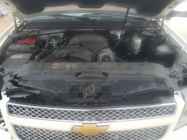 Photo 6 VIN: 1GNSCKE02DR378852 - CHEVROLET SUBURBAN C 