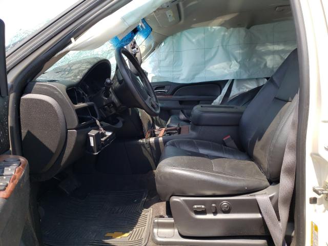 Photo 4 VIN: 1GNSCKE02ER137553 - CHEVROLET SUBURBAN C 