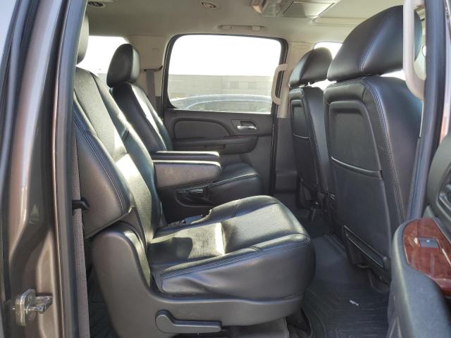 Photo 10 VIN: 1GNSCKE03ER105369 - CHEVROLET SUBURBAN 