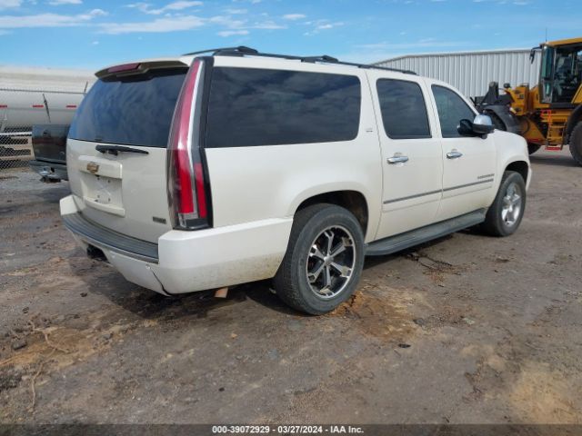 Photo 3 VIN: 1GNSCKE04BR180691 - CHEVROLET SUBURBAN 1500 