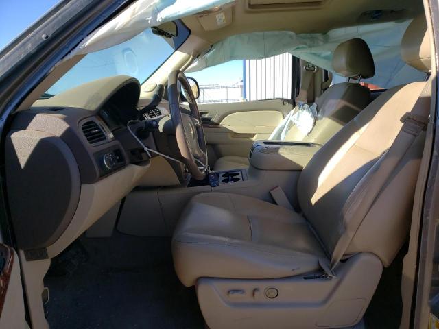 Photo 4 VIN: 1GNSCKE05DR204399 - CHEVROLET SUBURBAN C 