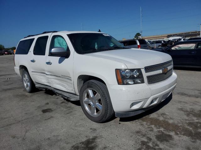 Photo 3 VIN: 1GNSCKE09CR217025 - CHEVROLET SUBURBAN 