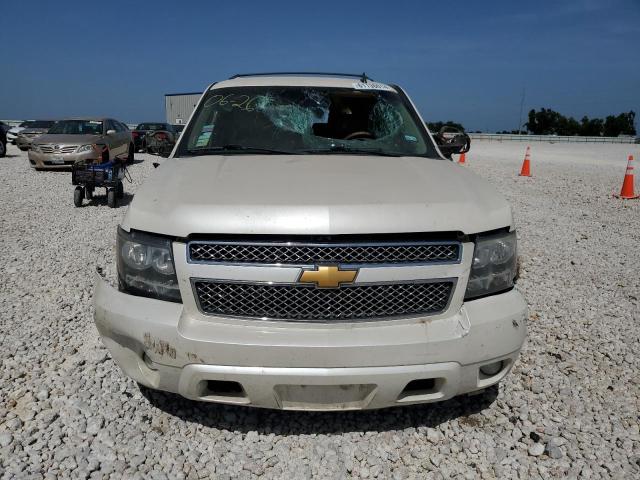 Photo 4 VIN: 1GNSCKE09CR279735 - CHEVROLET SUBURBAN 