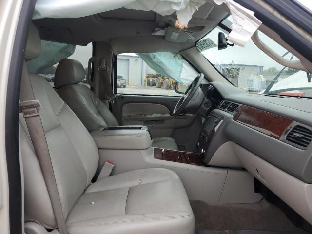 Photo 6 VIN: 1GNSCKE09ER157931 - CHEVROLET SUBURBAN C 