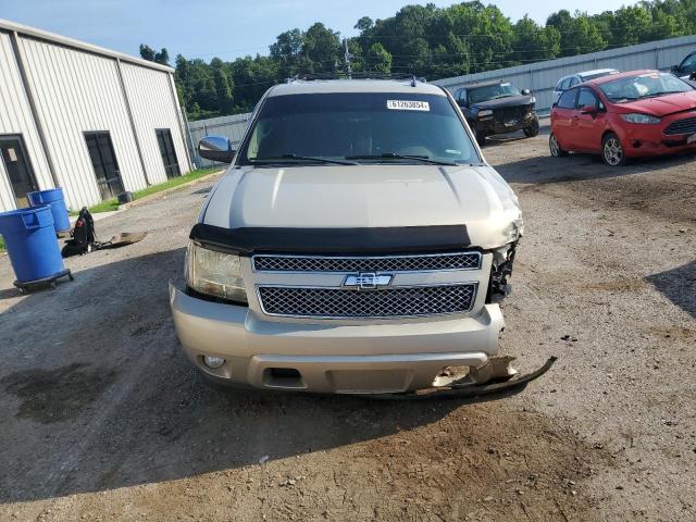 Photo 4 VIN: 1GNSCKE0XBR289754 - CHEVROLET SUBURBAN 