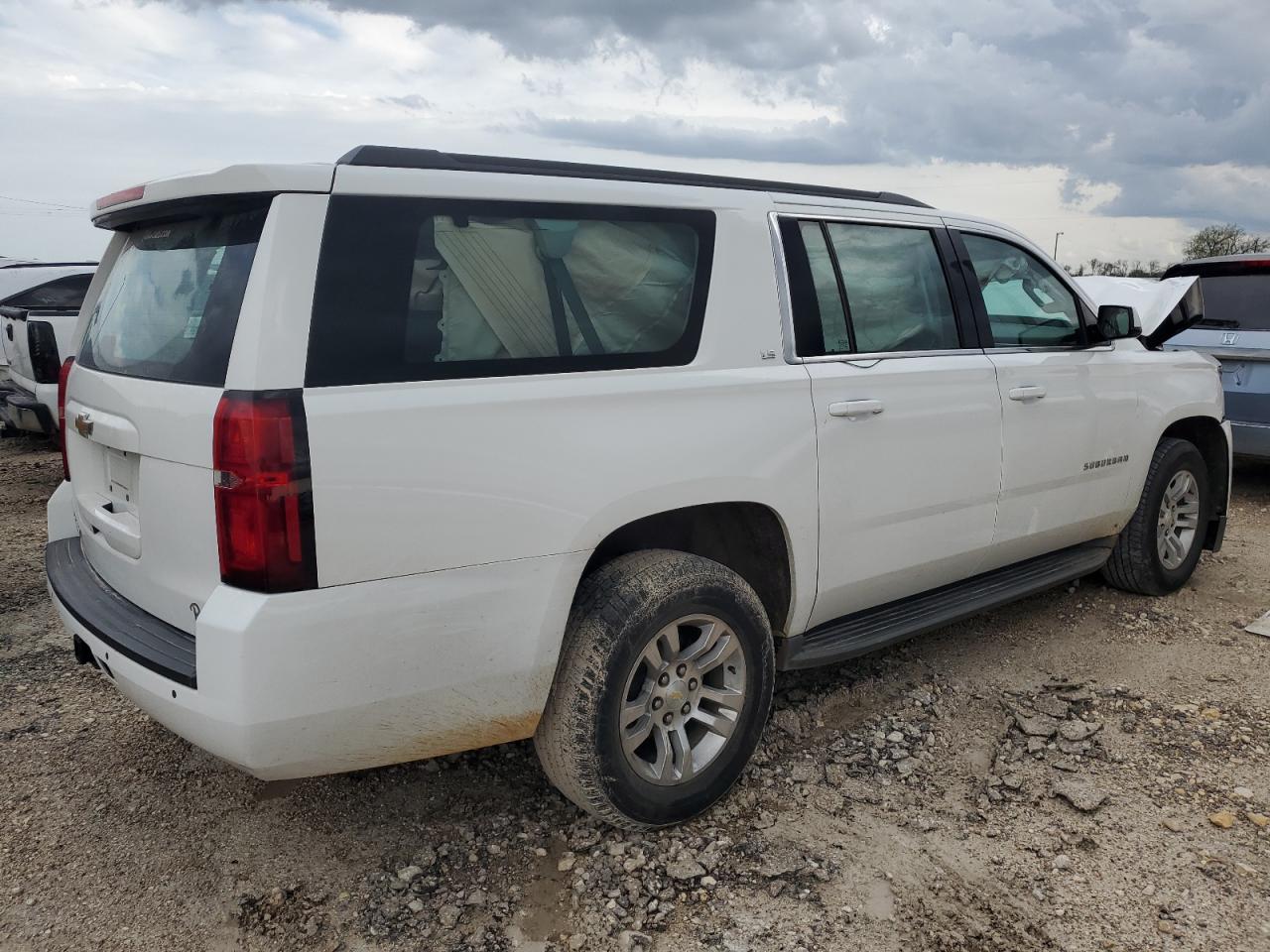 Photo 2 VIN: 1GNSCKEC1GR101429 - CHEVROLET SUBURBAN 