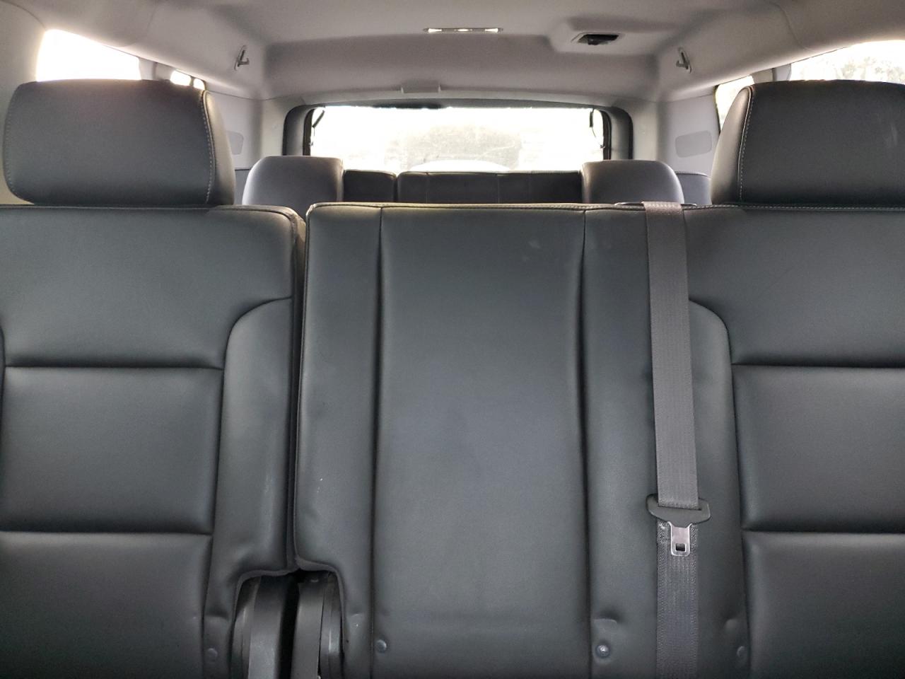 Photo 9 VIN: 1GNSCKEC9KR101574 - CHEVROLET SUBURBAN 