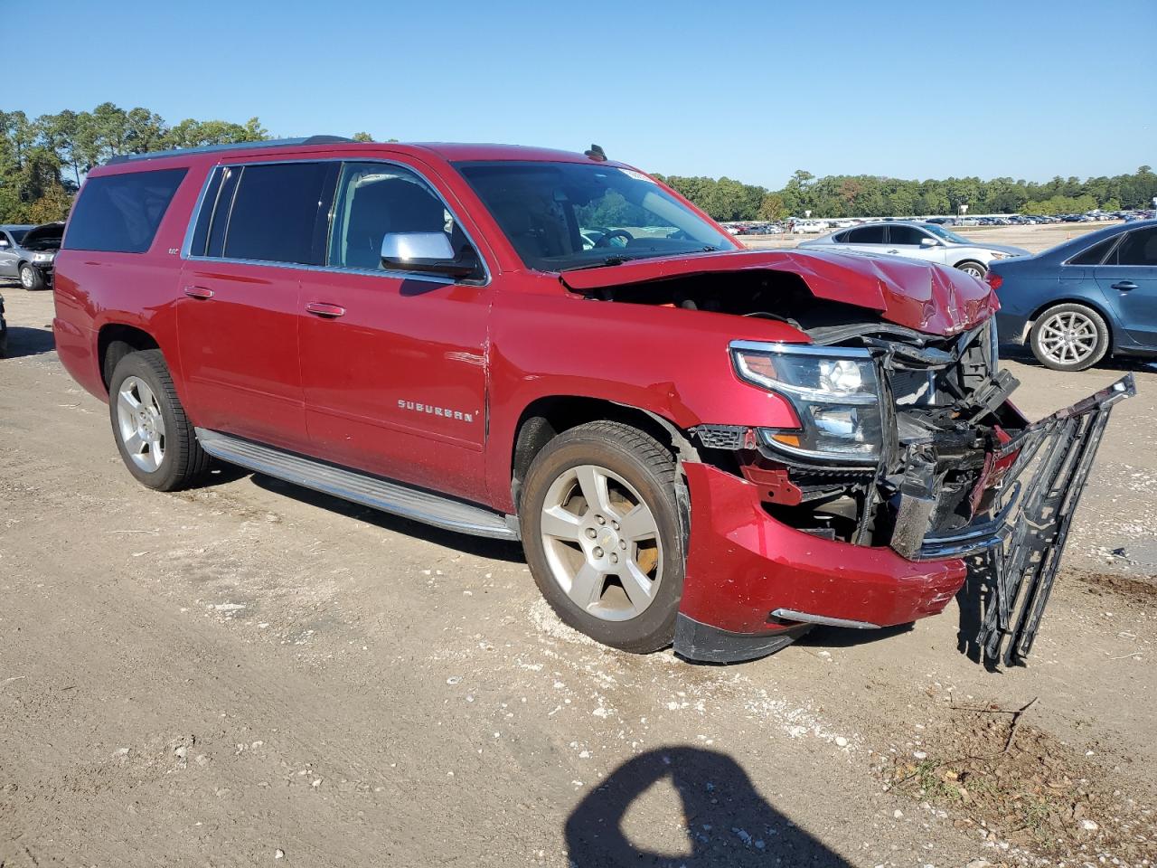 Photo 3 VIN: 1GNSCKKC9FR153099 - CHEVROLET SUBURBAN 