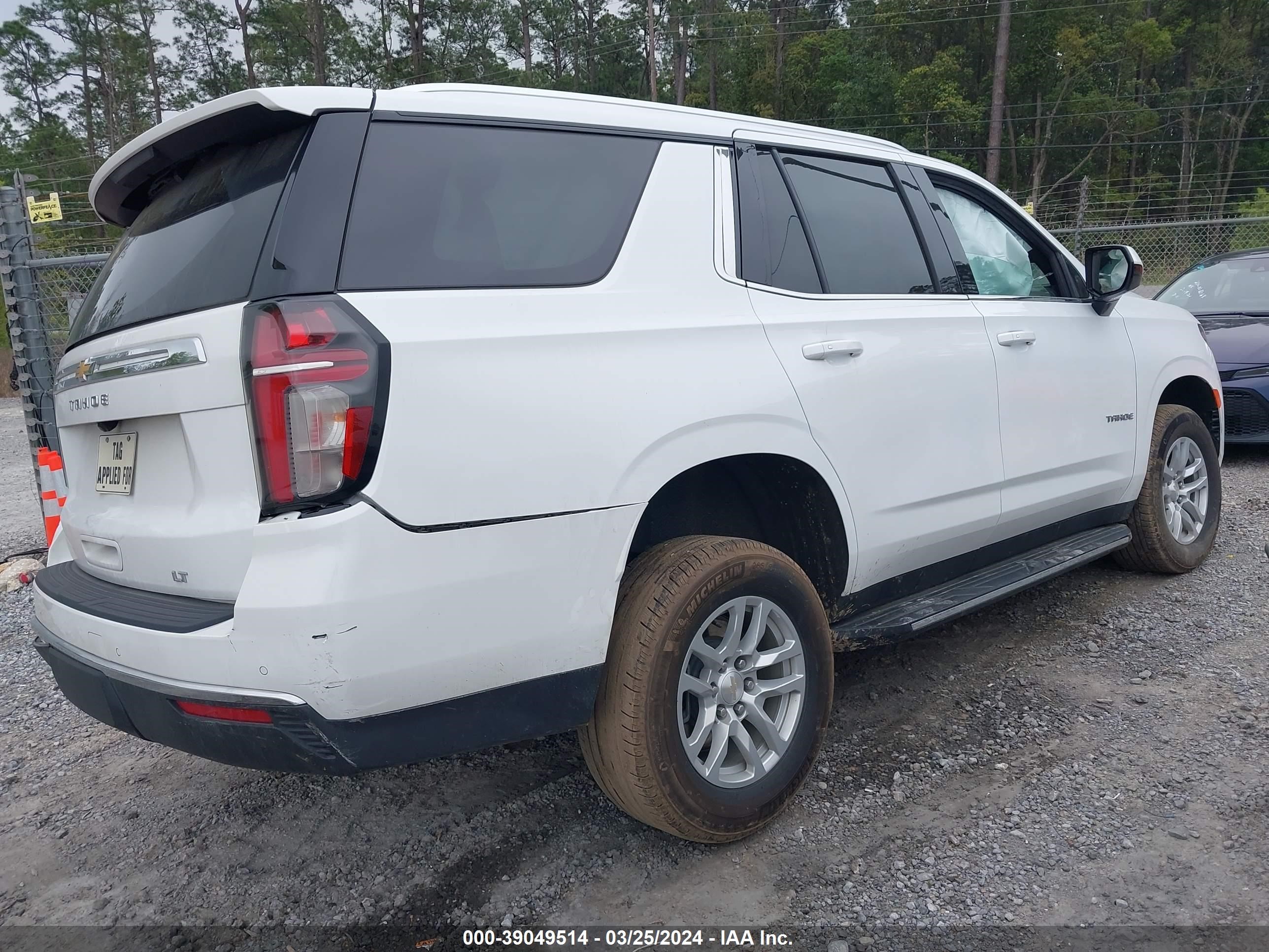 Photo 3 VIN: 1GNSCNKD2PR349655 - CHEVROLET TAHOE 