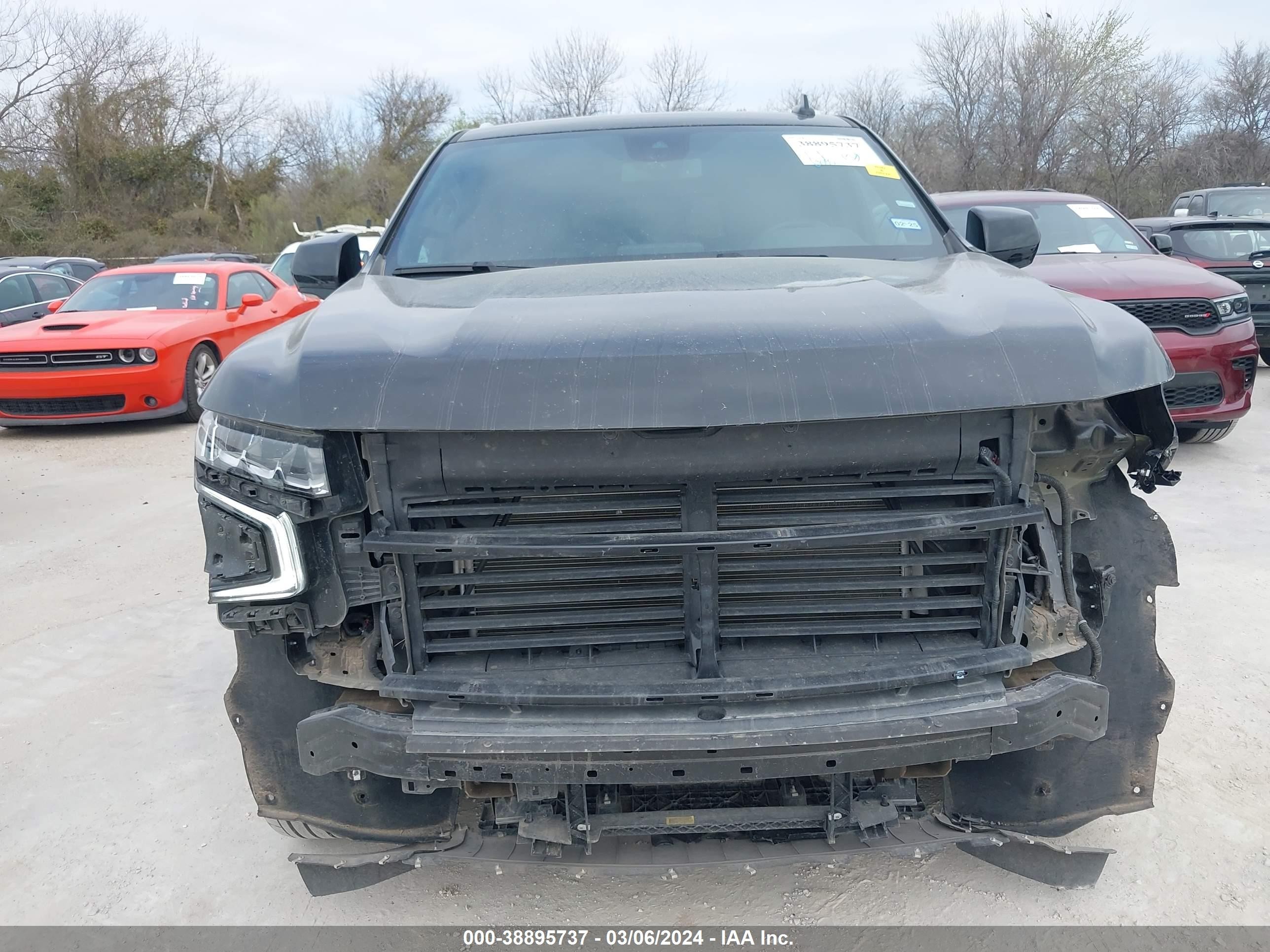 Photo 11 VIN: 1GNSCNKD7PR317509 - CHEVROLET TAHOE 