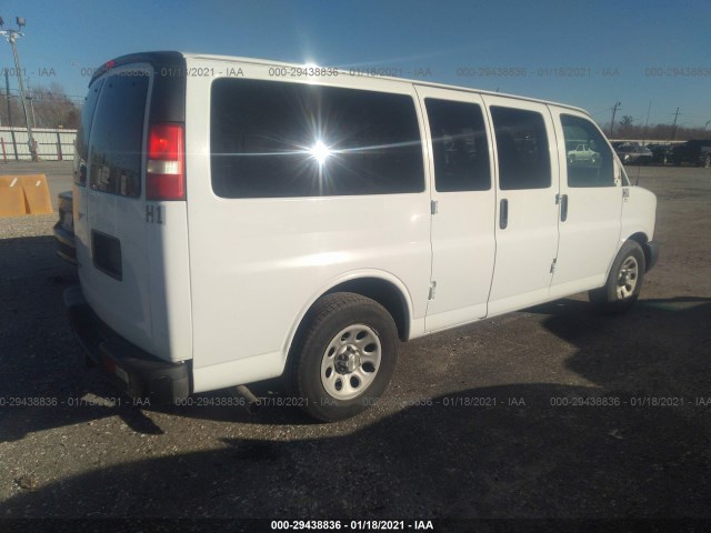 Photo 3 VIN: 1GNSGBF43D1163100 - CHEVROLET EXPRESS PASSENGER 