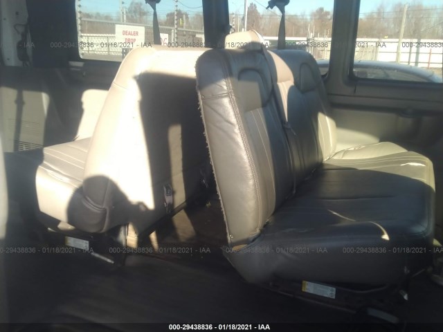 Photo 7 VIN: 1GNSGBF43D1163100 - CHEVROLET EXPRESS PASSENGER 