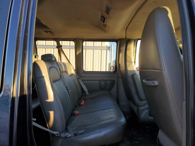 Photo 10 VIN: 1GNSGBF47B1100563 - CHEVROLET EXPRESS 