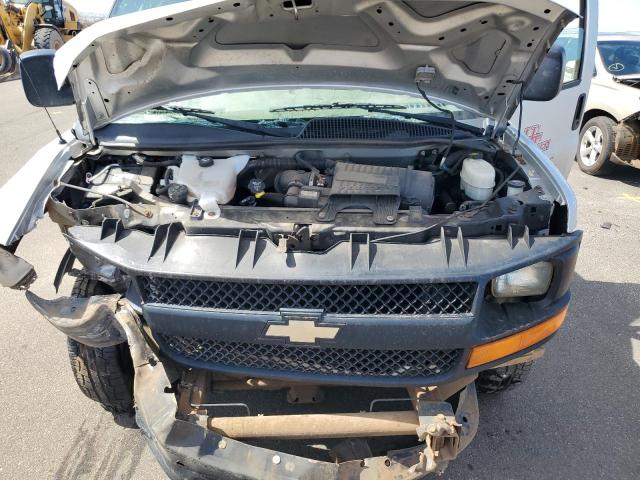 Photo 11 VIN: 1GNSGBF4XB1169764 - CHEVROLET EXPRESS 