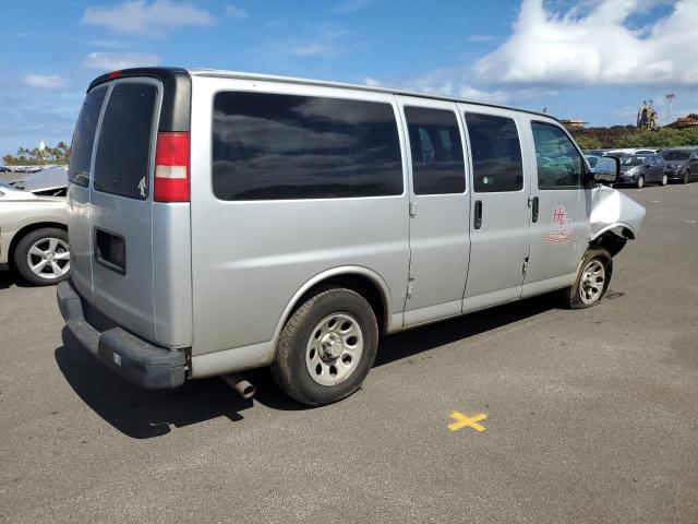 Photo 2 VIN: 1GNSGBF4XB1169764 - CHEVROLET EXPRESS 