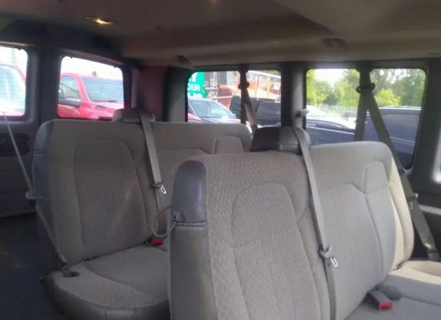 Photo 7 VIN: 1GNSHCF4XE1195739 - CHEVROLET EXPRESS PASSENGER 