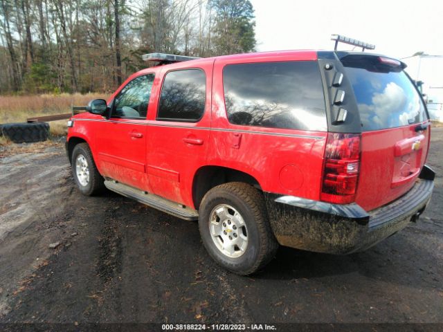 Photo 2 VIN: 1GNSK2E00CR318246 - CHEVROLET TAHOE 