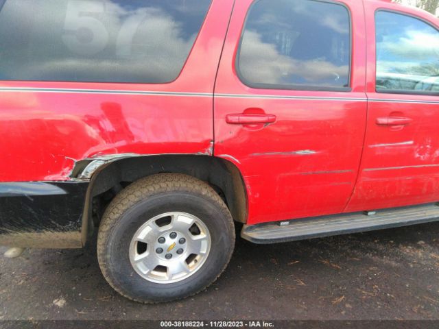 Photo 5 VIN: 1GNSK2E00CR318246 - CHEVROLET TAHOE 