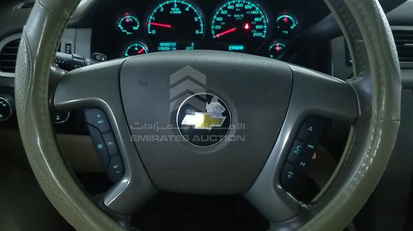 Photo 12 VIN: 1GNSK6E08BR247660 - CHEVROLET TAHOE 