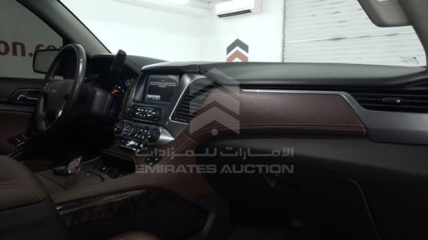 Photo 31 VIN: 1GNSK7KJ6KR130582 - CHEVROLET TAHOE 