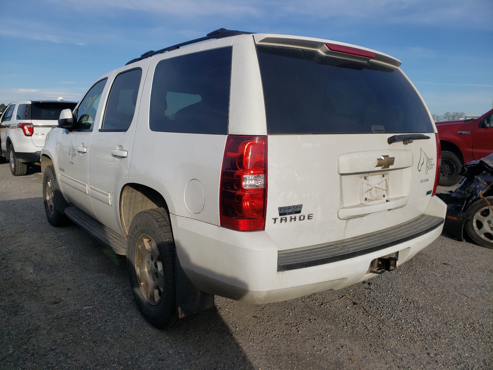 Photo 2 VIN: 1GNSKAE00BR313394 - CHEVROLET TAHOE K150 