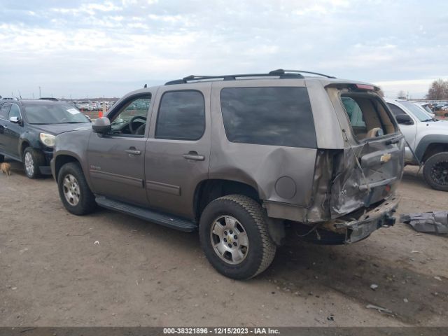 Photo 2 VIN: 1GNSKAE01BR360577 - CHEVROLET TAHOE 