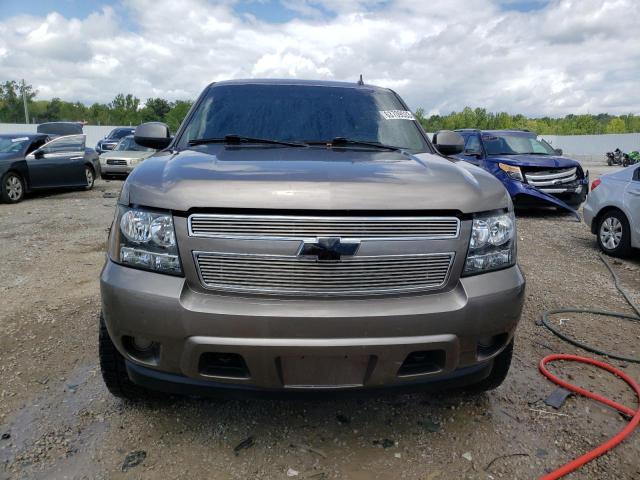 Photo 4 VIN: 1GNSKAE01BR397886 - CHEVROLET TAHOE K150 