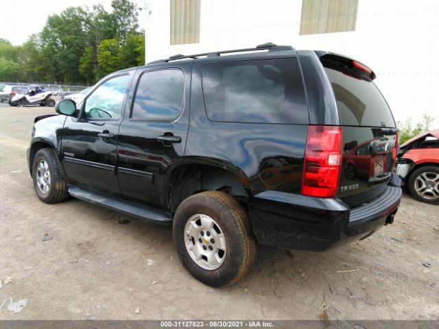 Photo 2 VIN: 1GNSKAE02CR198430 - CHEVROLET TAHOE 