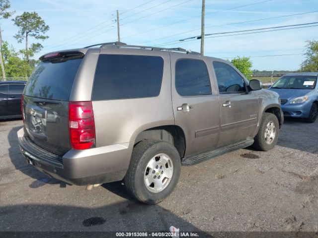 Photo 3 VIN: 1GNSKAE04ER237456 - CHEVROLET TAHOE 